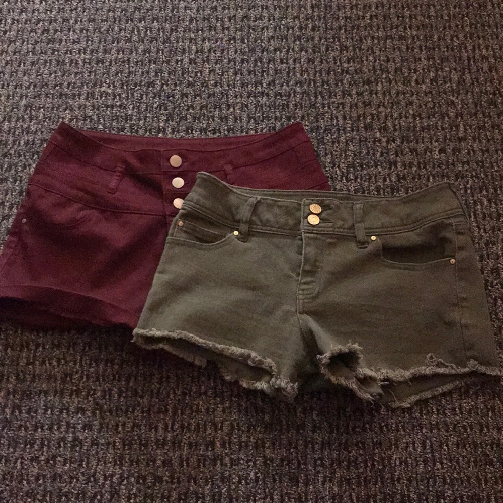 2 pairs of refuge shorts 💕